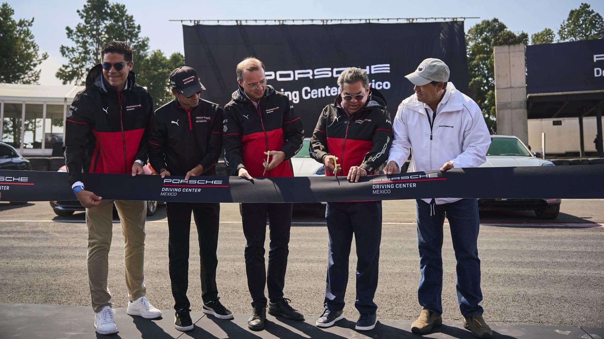Porsche estrena su primer Driving Center en Latinoamérica: adrenalina, precisión y legado en México